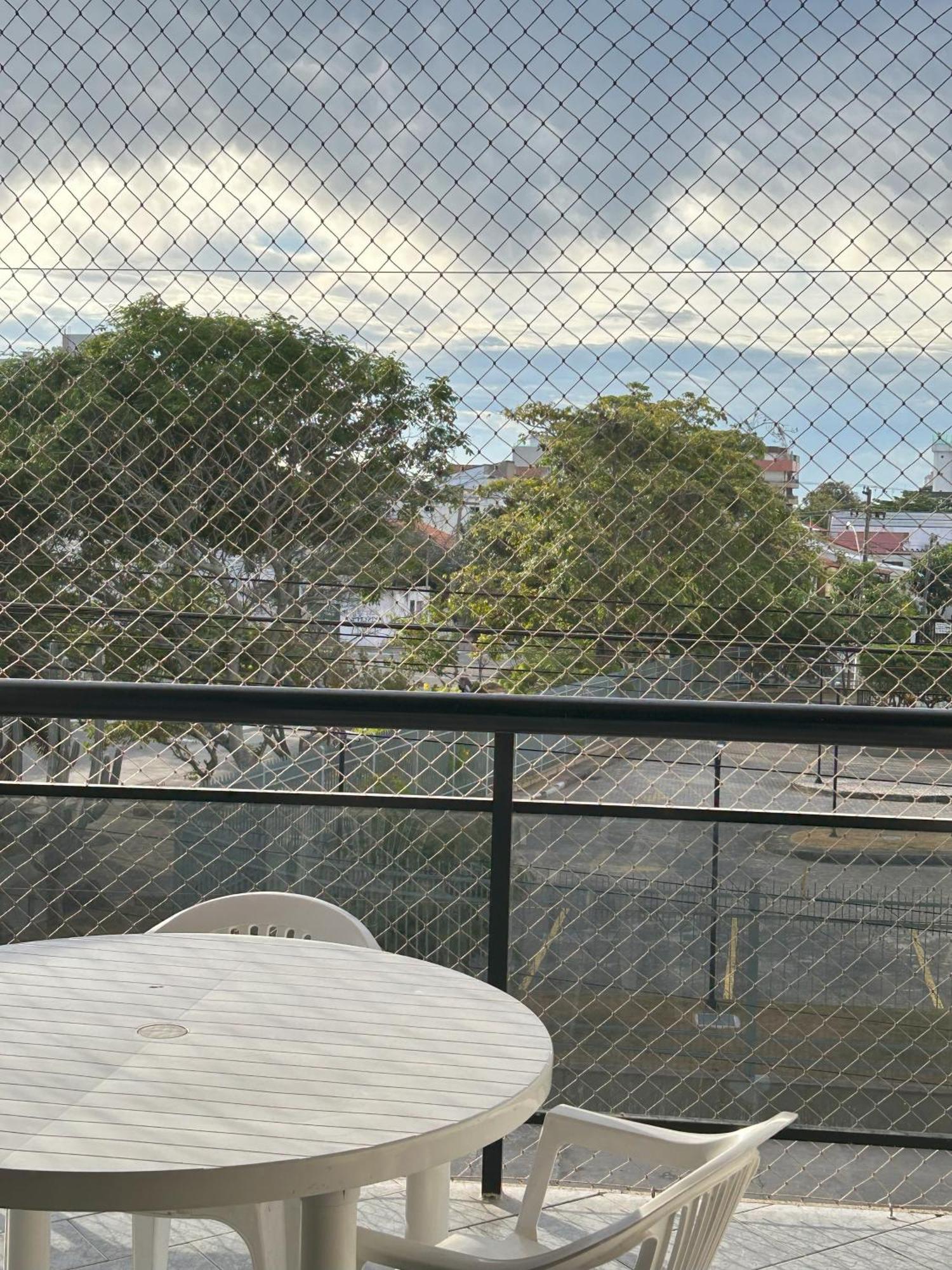 Três quartos na praia Cabo Frio Exterior foto